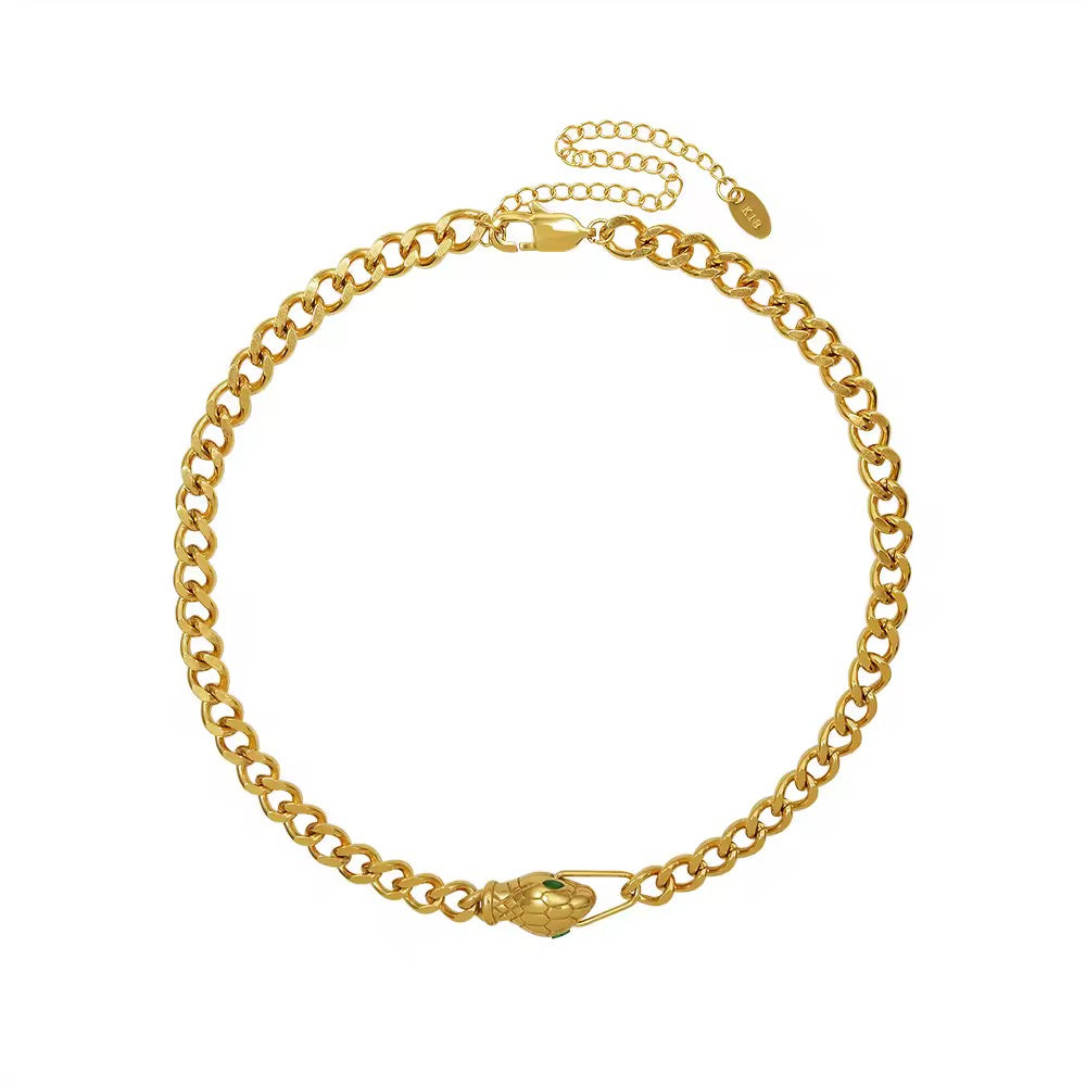 Emerald Fang Bracelet