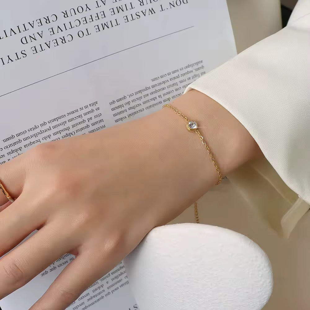 Diamond Kiss Bracelet